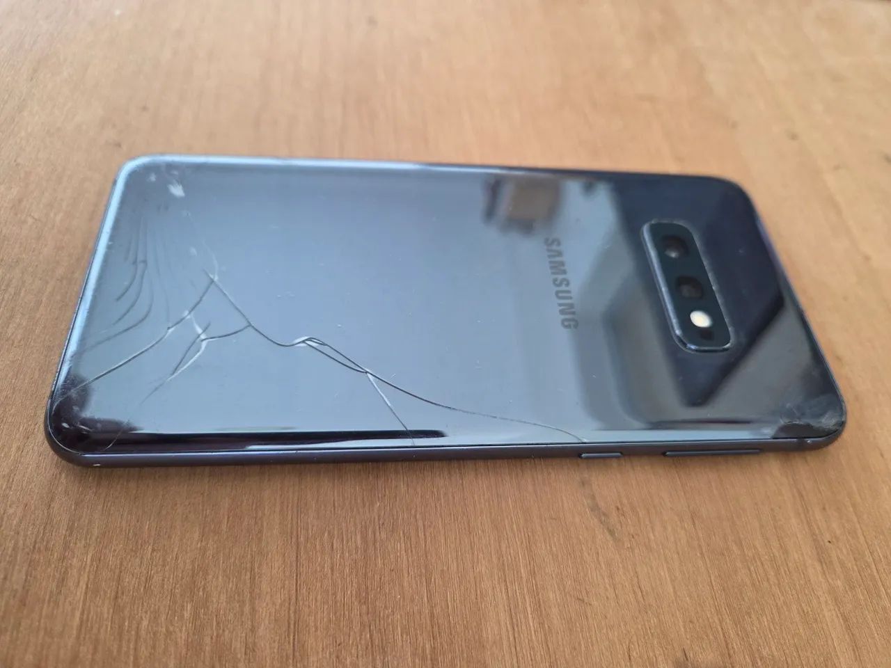 SAMSUNG GALAXY s10e  - Foto 3