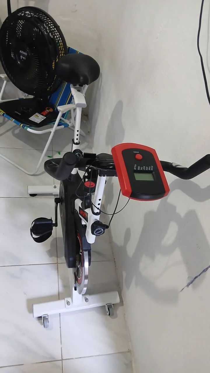 Bicicleta ergométrica - Foto 2