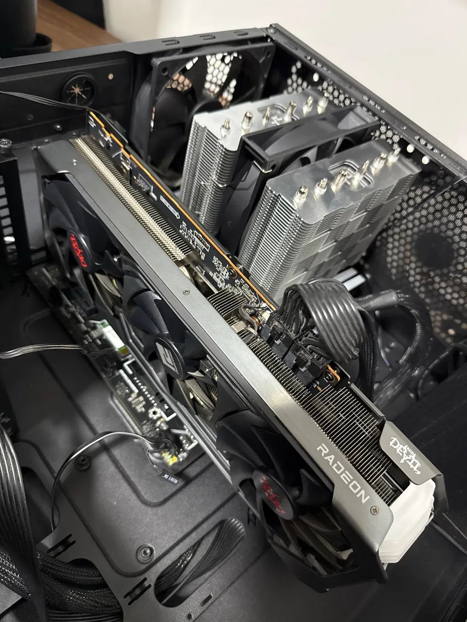 RX 6700 XT RED DEVIL