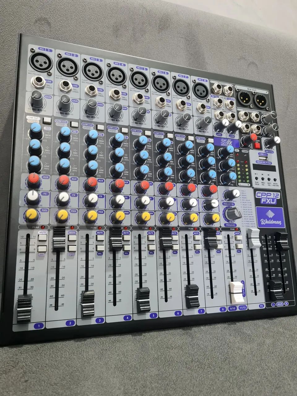 mesa de som analógica Waldman CPP-12FXU