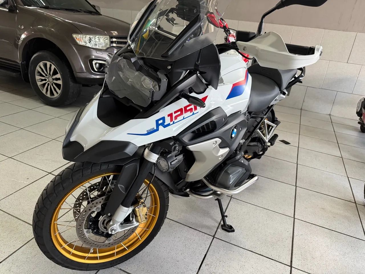 BMW premier extra 