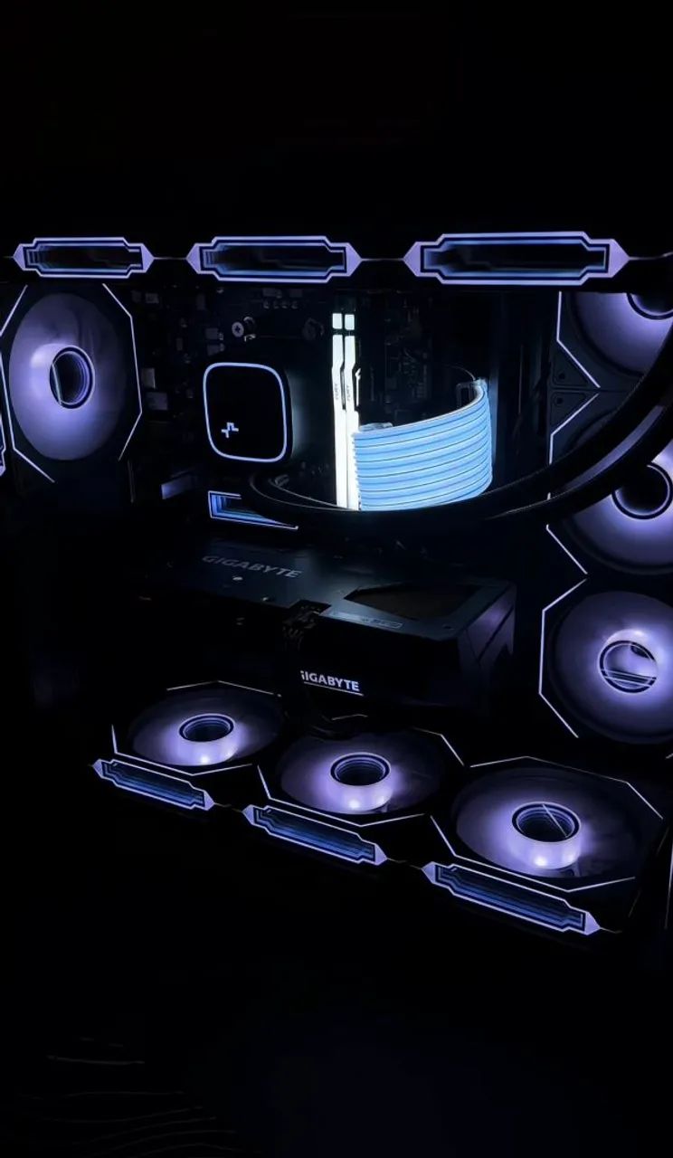 4 FANS ARGB PRISM 4 PRO