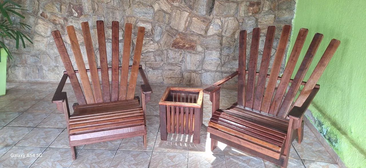 Conjunto poltronas pavão. 