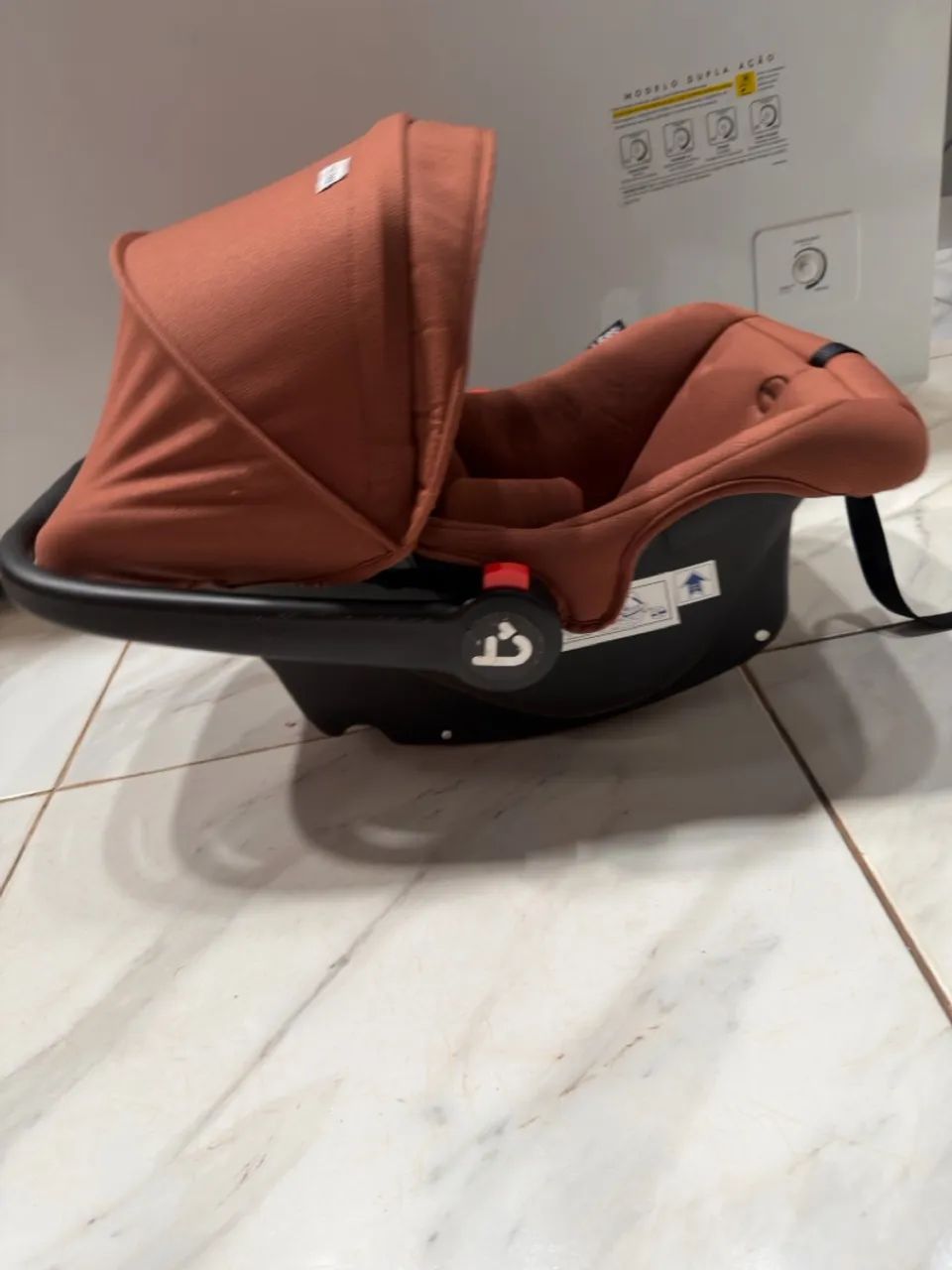 Bebê conforto e banheira - Foto 2