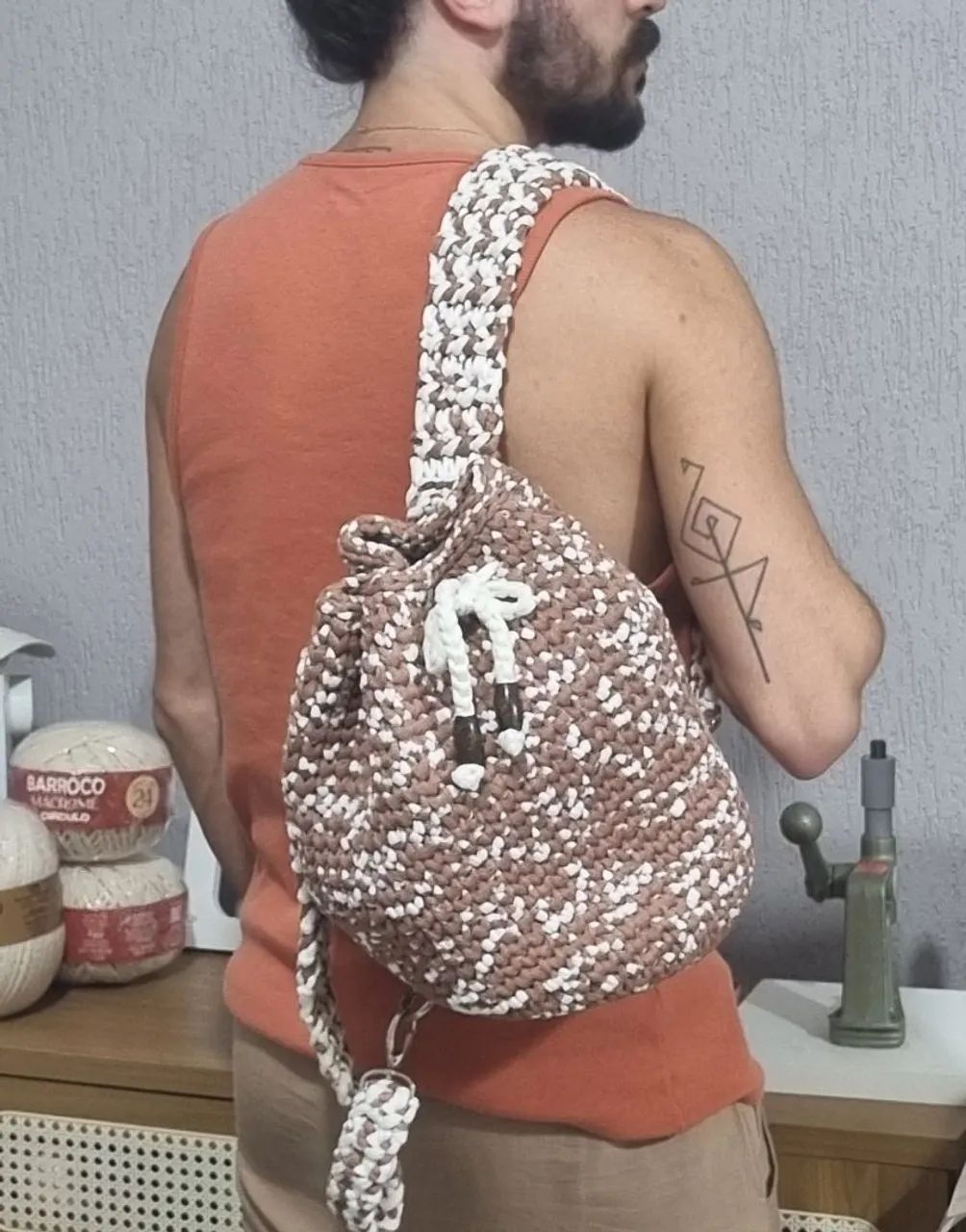 Mochila boho artesanal em crochê  - Foto 2