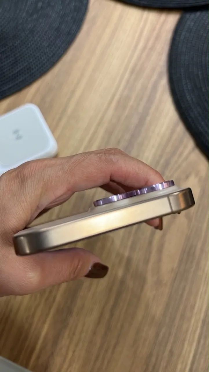 iPhone 16 pro Max semi novo  - Foto 3