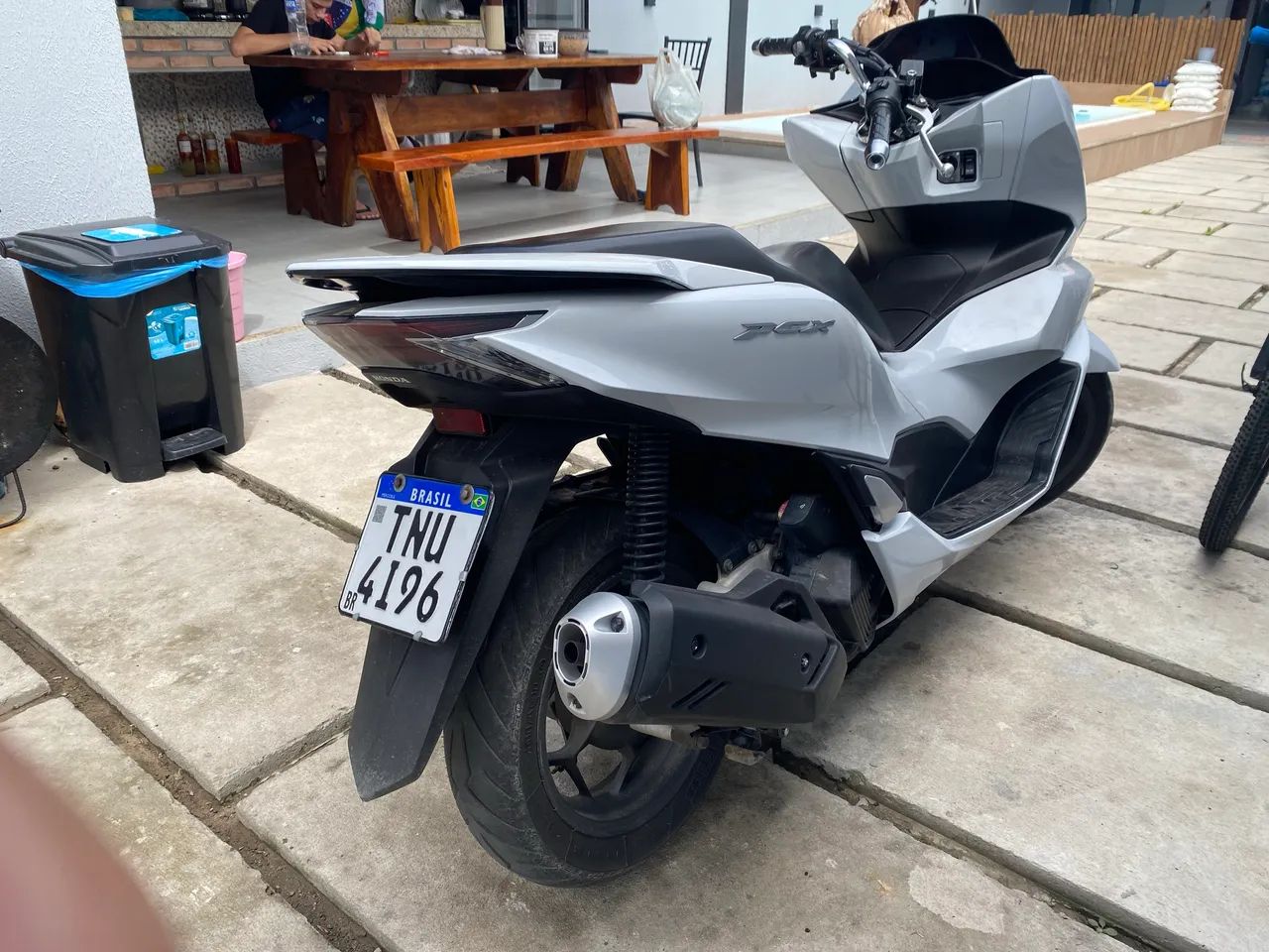 Vendo PCX bastante nova  - Foto 5