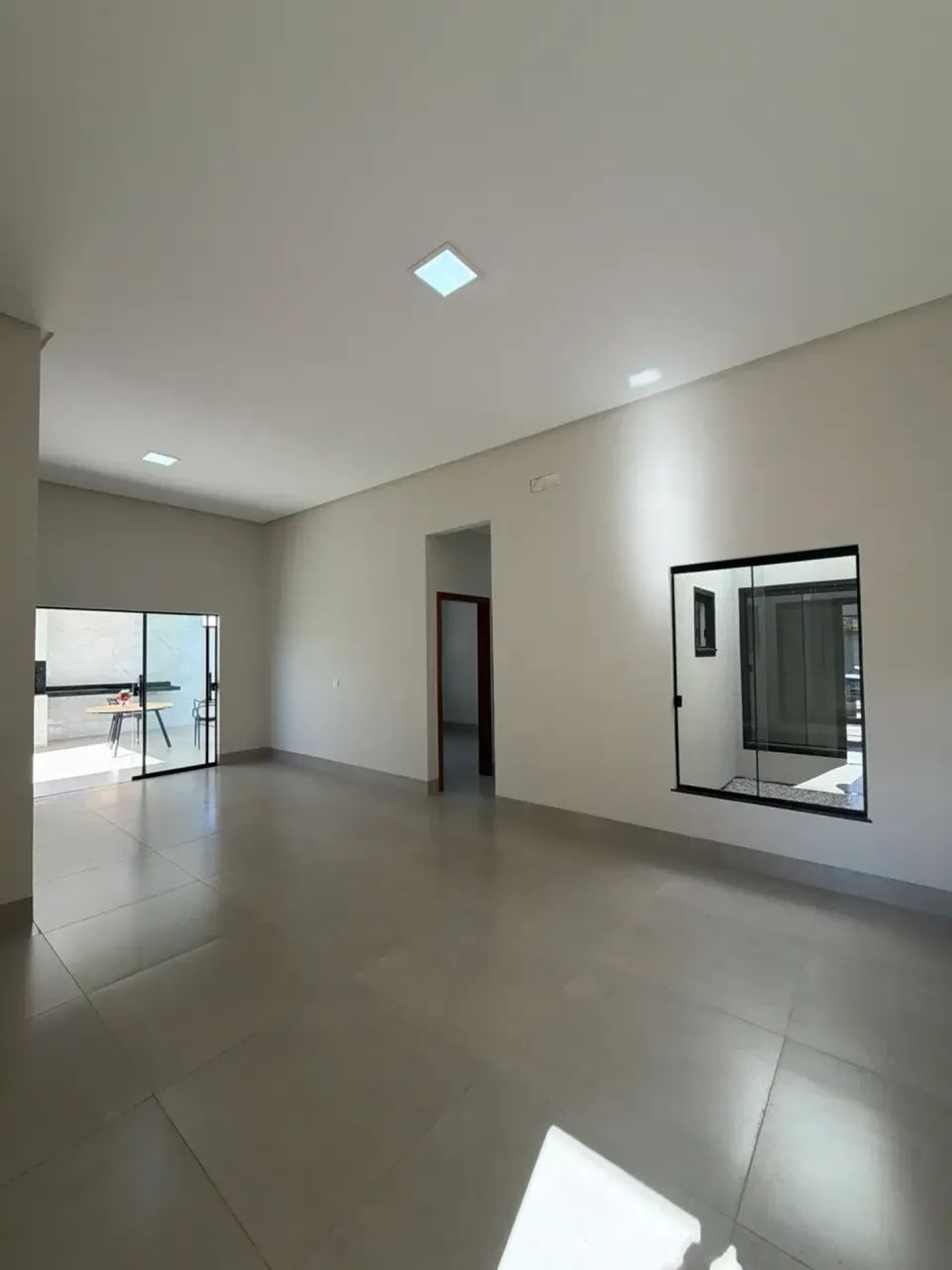 Casa 3/4 com suite e closet - Esquina - com piscina - Foto 4