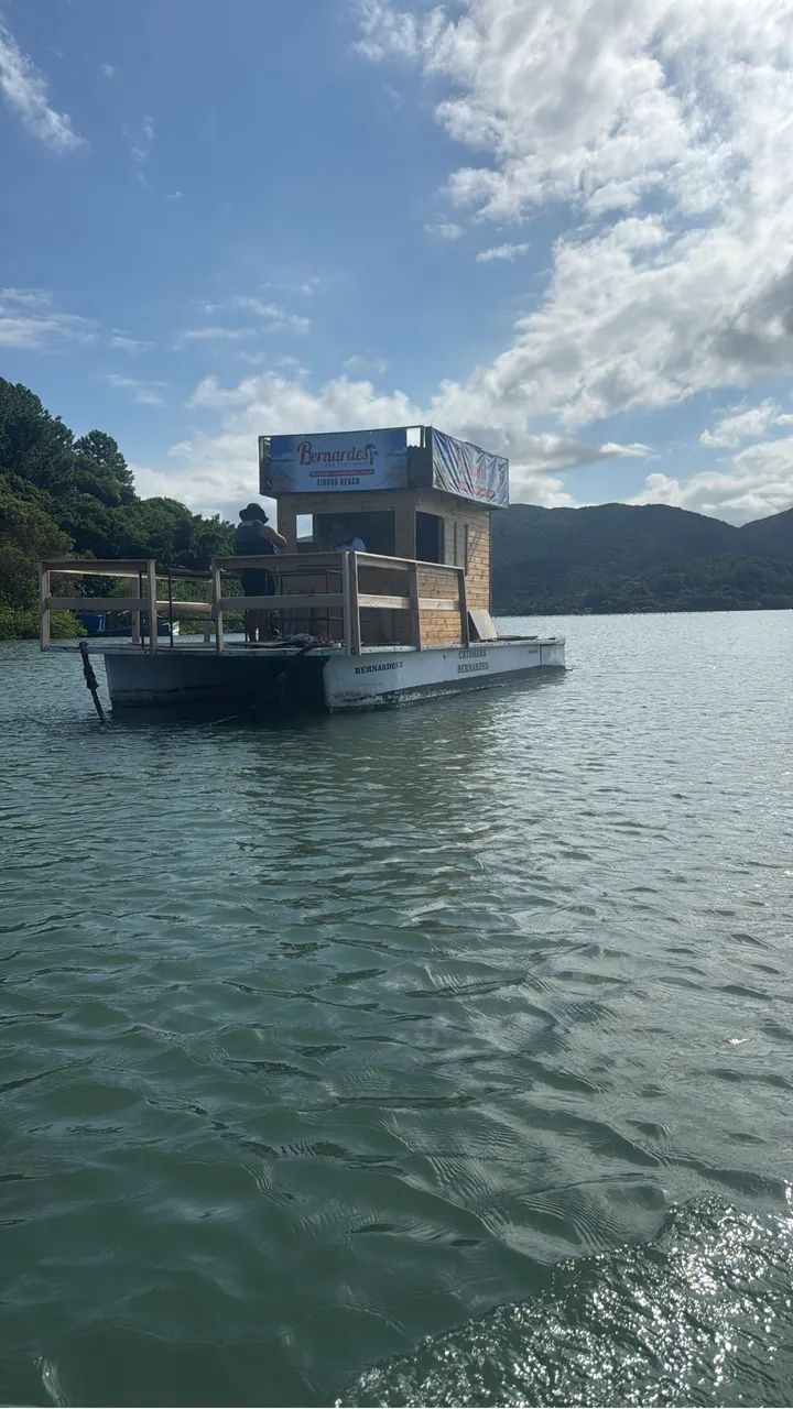 Catamarã pra transporte de passageiros  - Foto 4