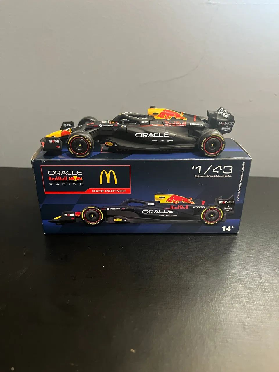 Miniatura F1 RedBull