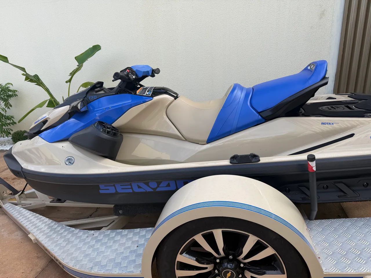 Vendo jet ski wake 170 estado de zero sem a carreta 