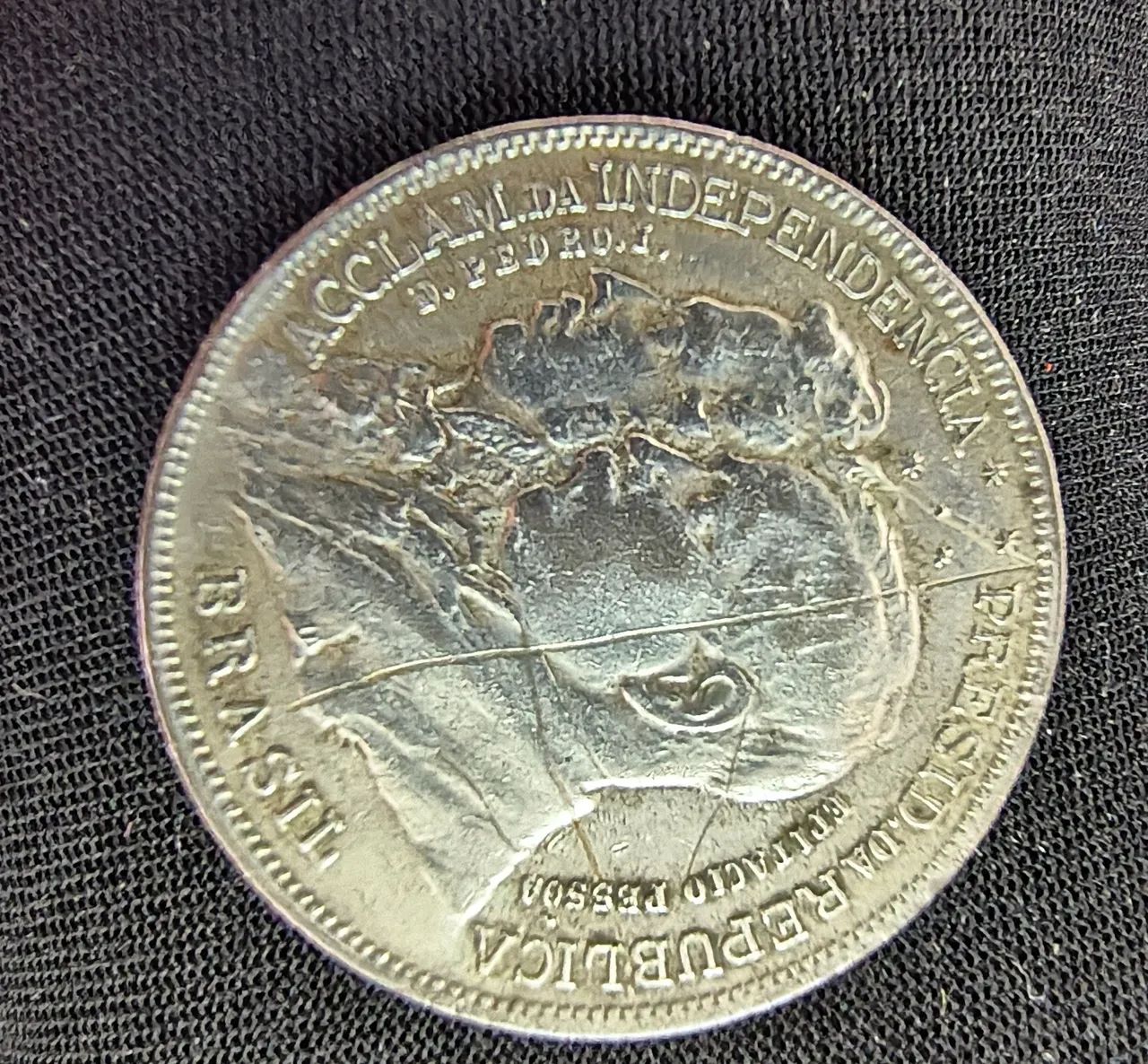 Moeda Brasil 2000 reis 1922 centenário da independência  - Foto 4