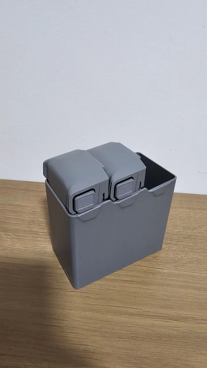 Kit hub + 02 baterias dji mini 5 pro novas, sem uso. - Foto 3