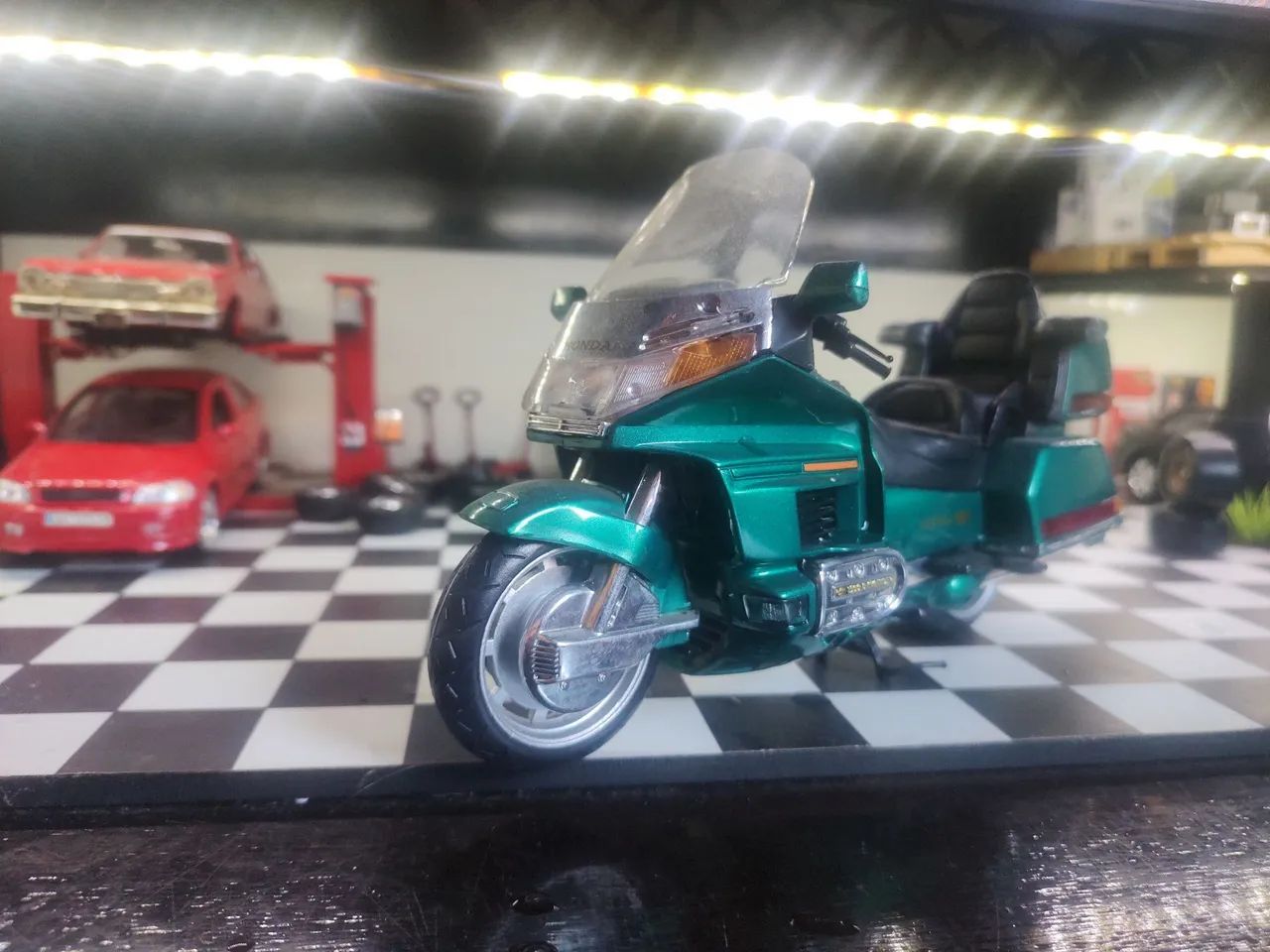 Miniatura da Gold Wing escala 1/12 da marca New Ray - Foto 2