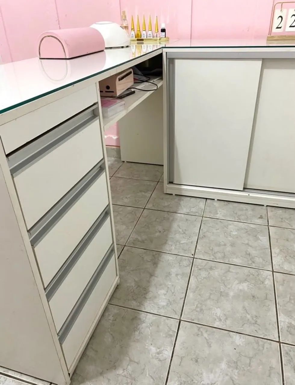 MESA PARA NAIL DESIGNER À VENDA. - Foto 3