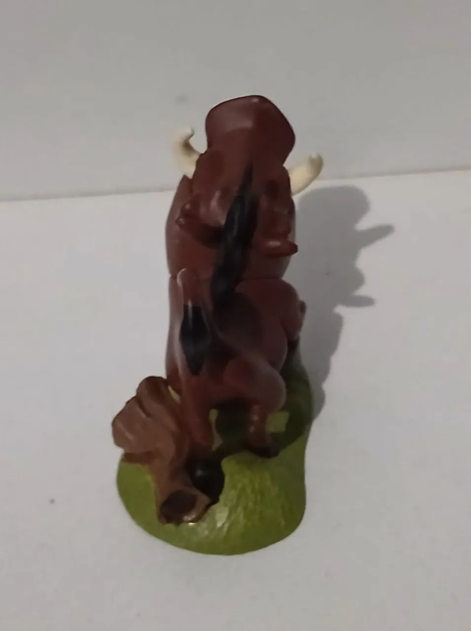 BONECO MINIATURA DISNEY REI LEÃO PUMBA - Foto 2