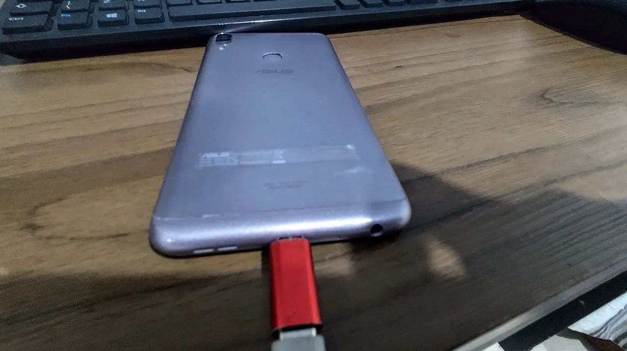 ASUS SENFONE PRO M1 - Foto 3