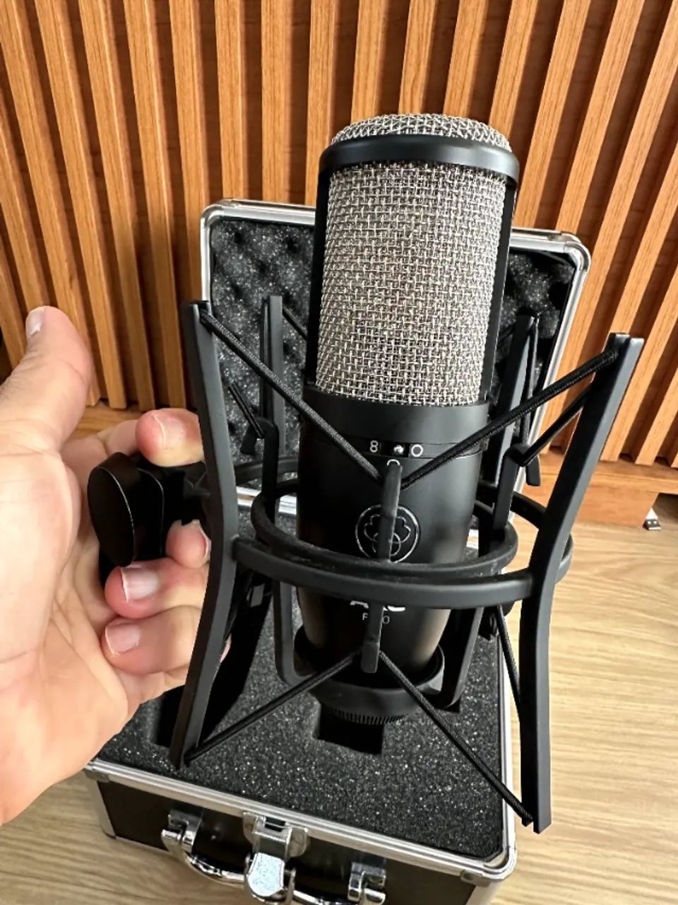 Microfone Condensador AKG P420 - Foto 4
