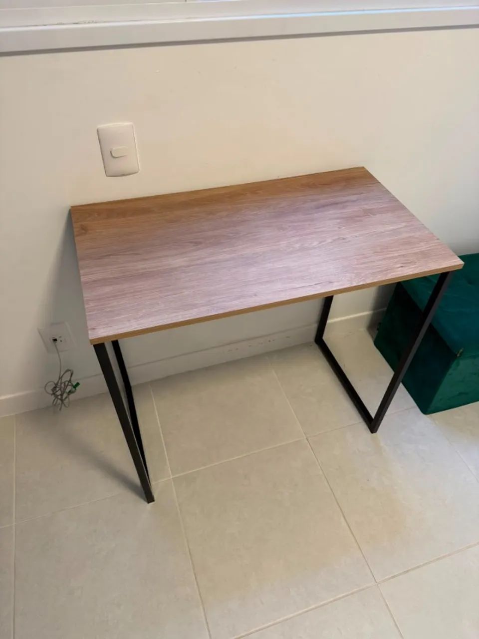 Mesa Escrivaninha 80 x 45 cm - Excelente Estado - Foto 3