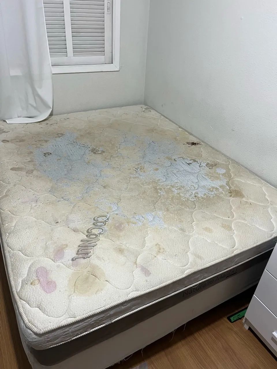 Cama Queen Size 2m x 1,60m - Foto 4