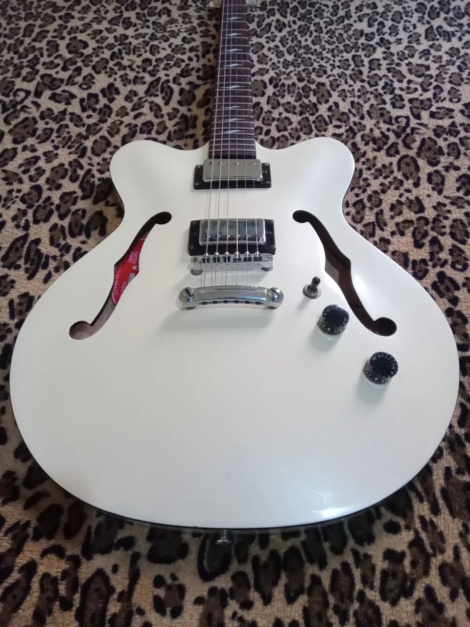 Guitarra Tagima Seattle 
