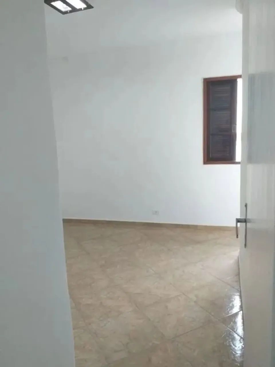 Sobrado em Rua em Vila das Palmeiras - Guarulhos, SP - Foto 10