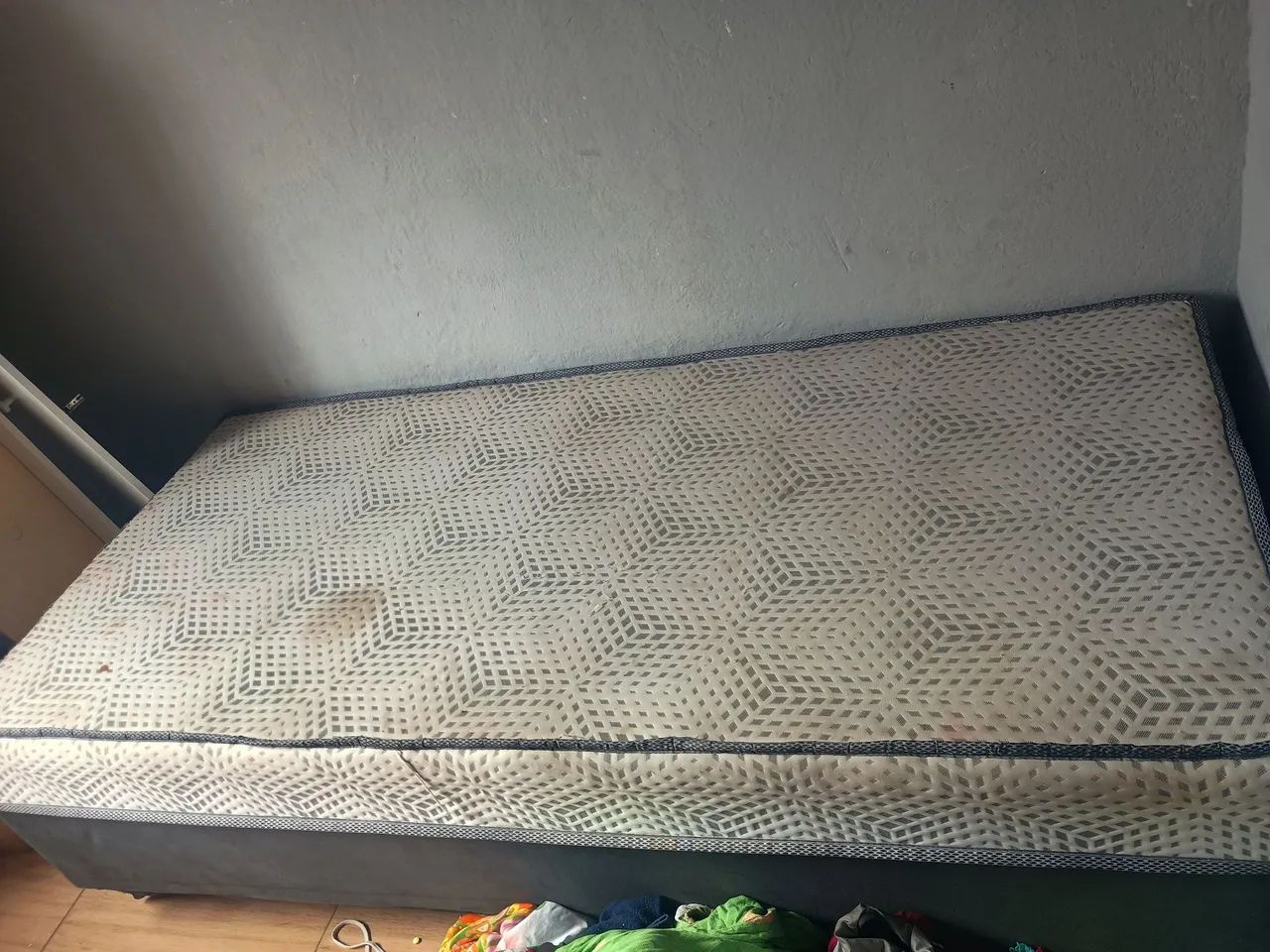 Vendo cama solteiro  - Foto 3