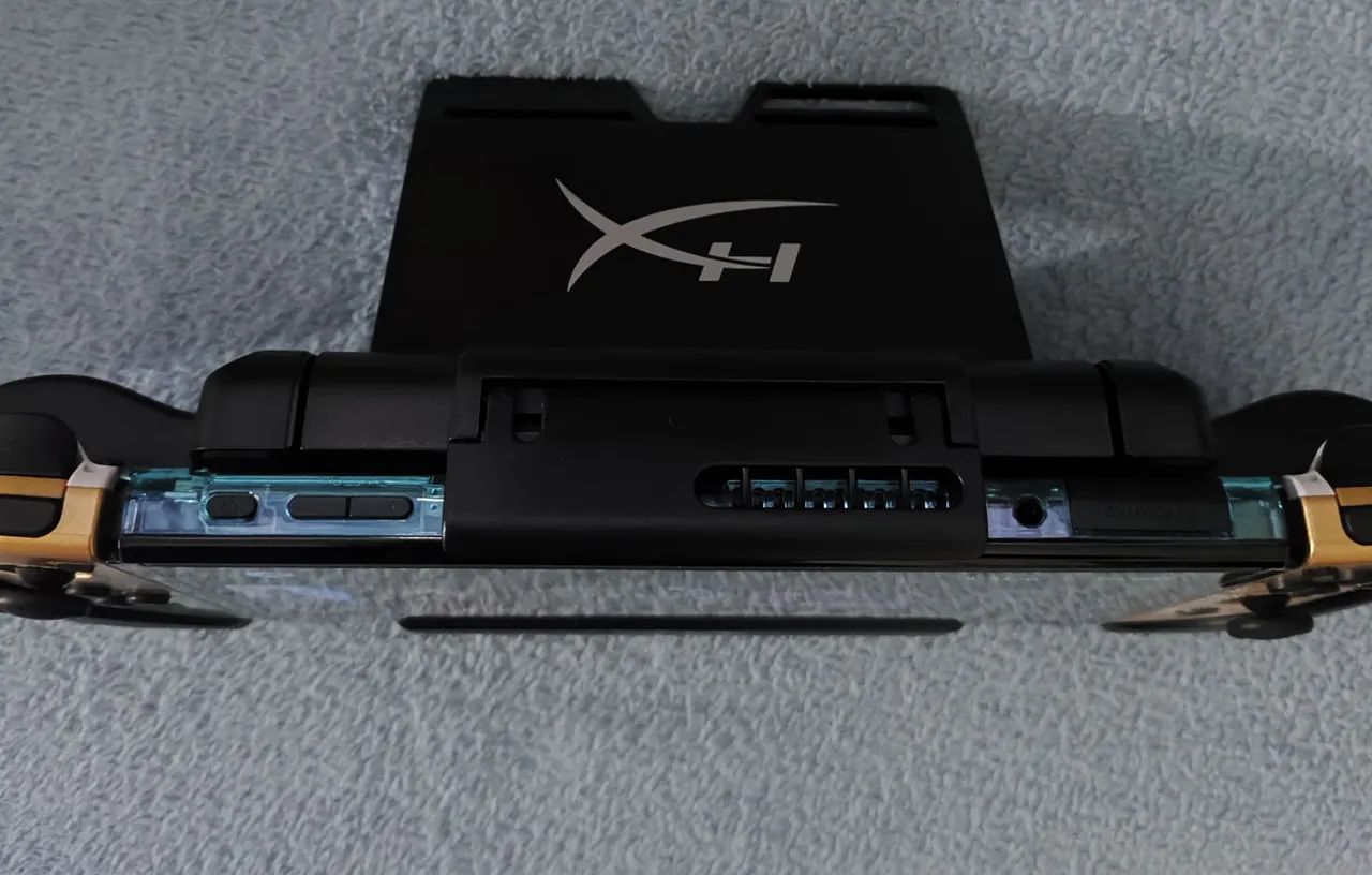Bateria Externa/Grip para Nintendo Switch - Chargeplay Clutch da HyperX - Foto 2