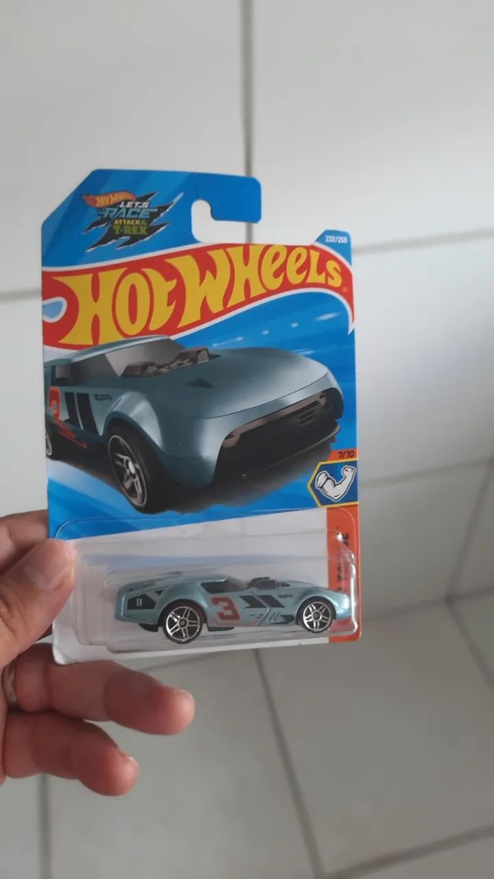 Carrinho de brinquedo da hotwheels - Foto 3