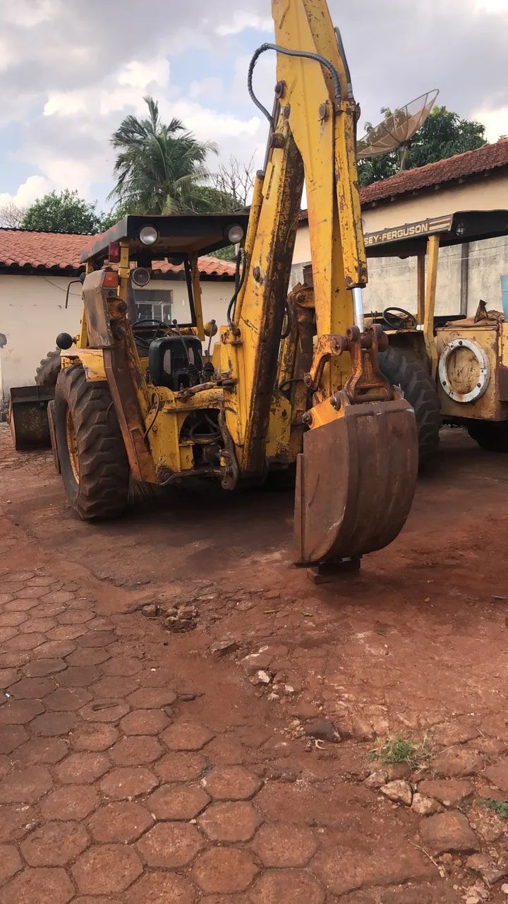 Retroescavadeira MF 86 - Foto 4