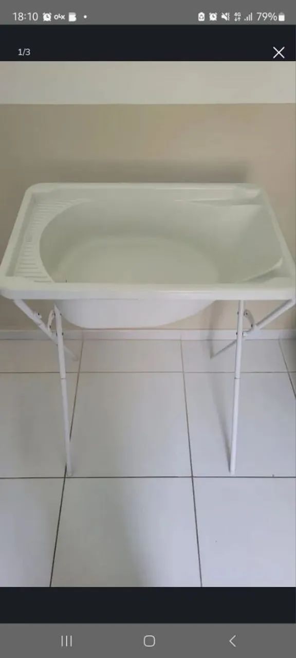 Banheira de bebê bem conservada, sem machas