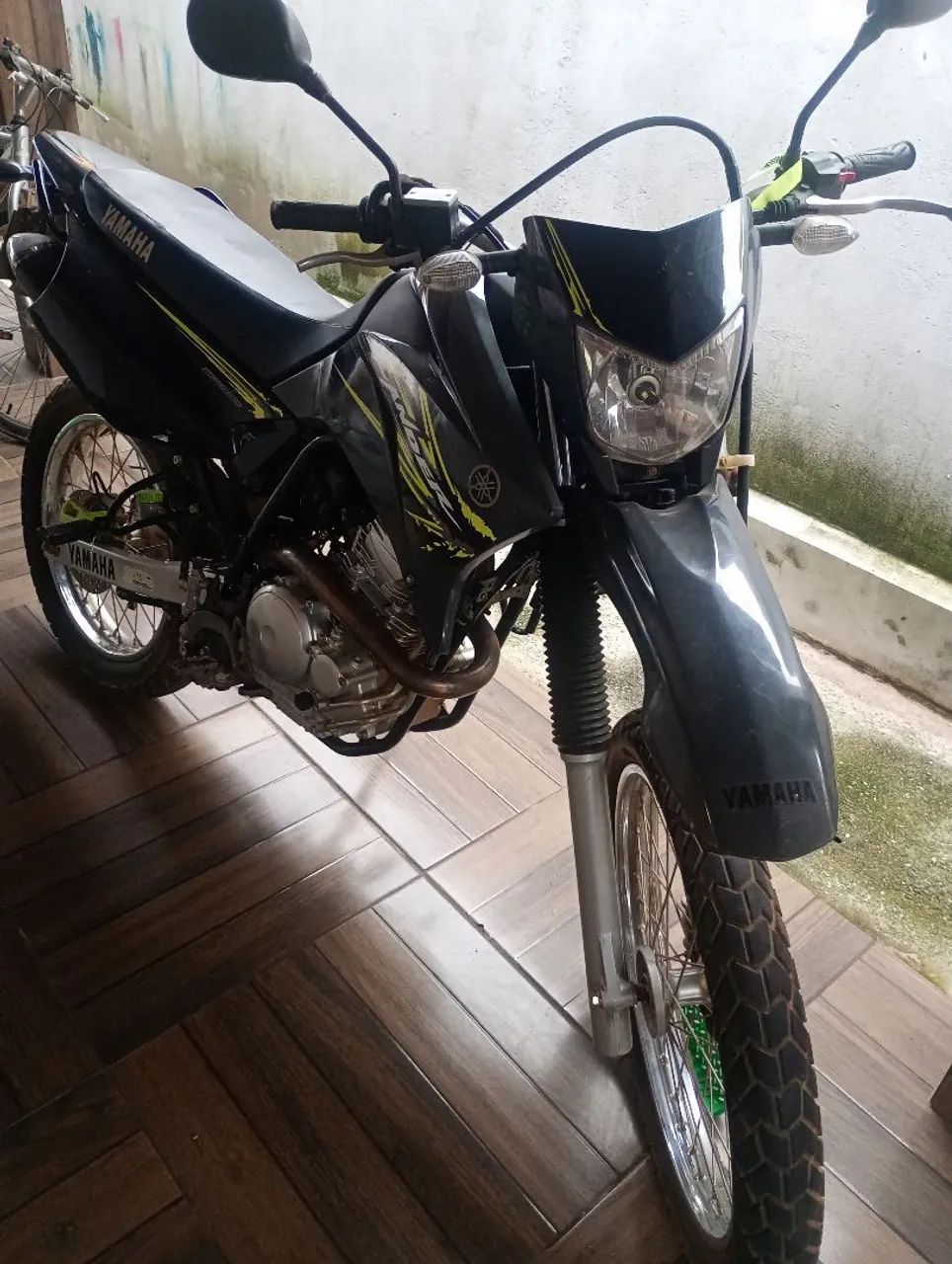 XTZ Lander 250