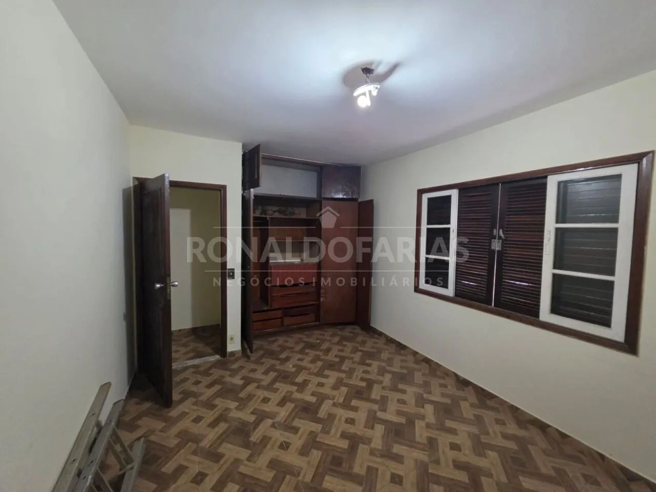 Aluga-se casa Térrea em interlagos - Foto 2