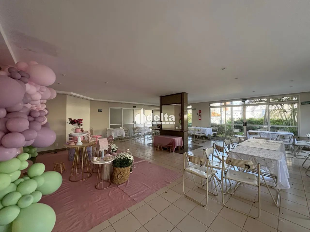 Apartamento Padrão em Uberlândia - Foto 4