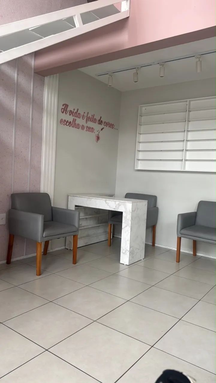 ALUGA-SE ESPAÇO PARA NAIL DESING