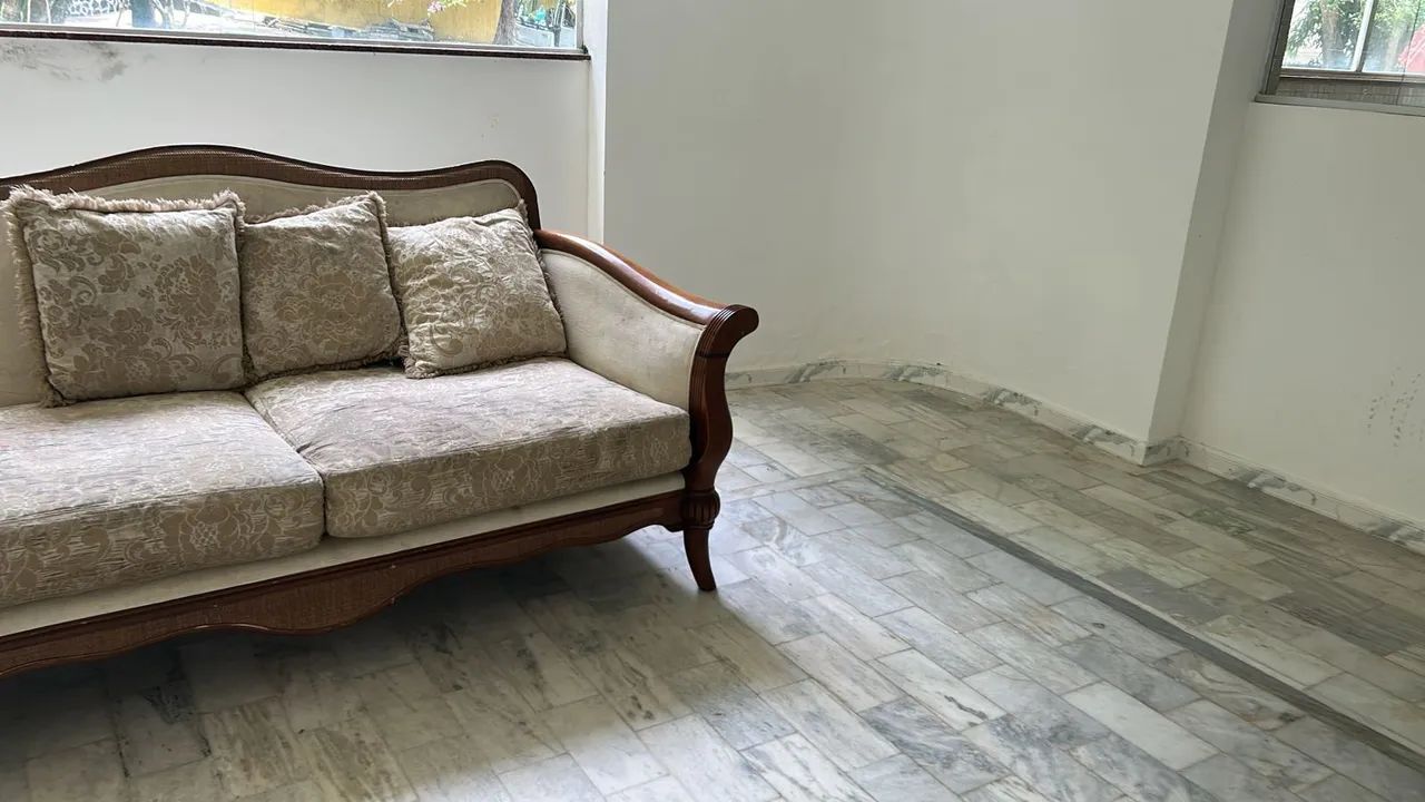 Oportunidade lindos sofás estilo imperial.  - Foto 2