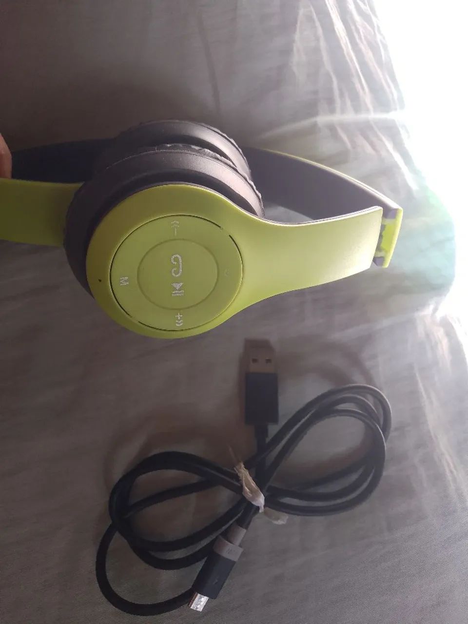 Fone de ouvido Bluetooth 