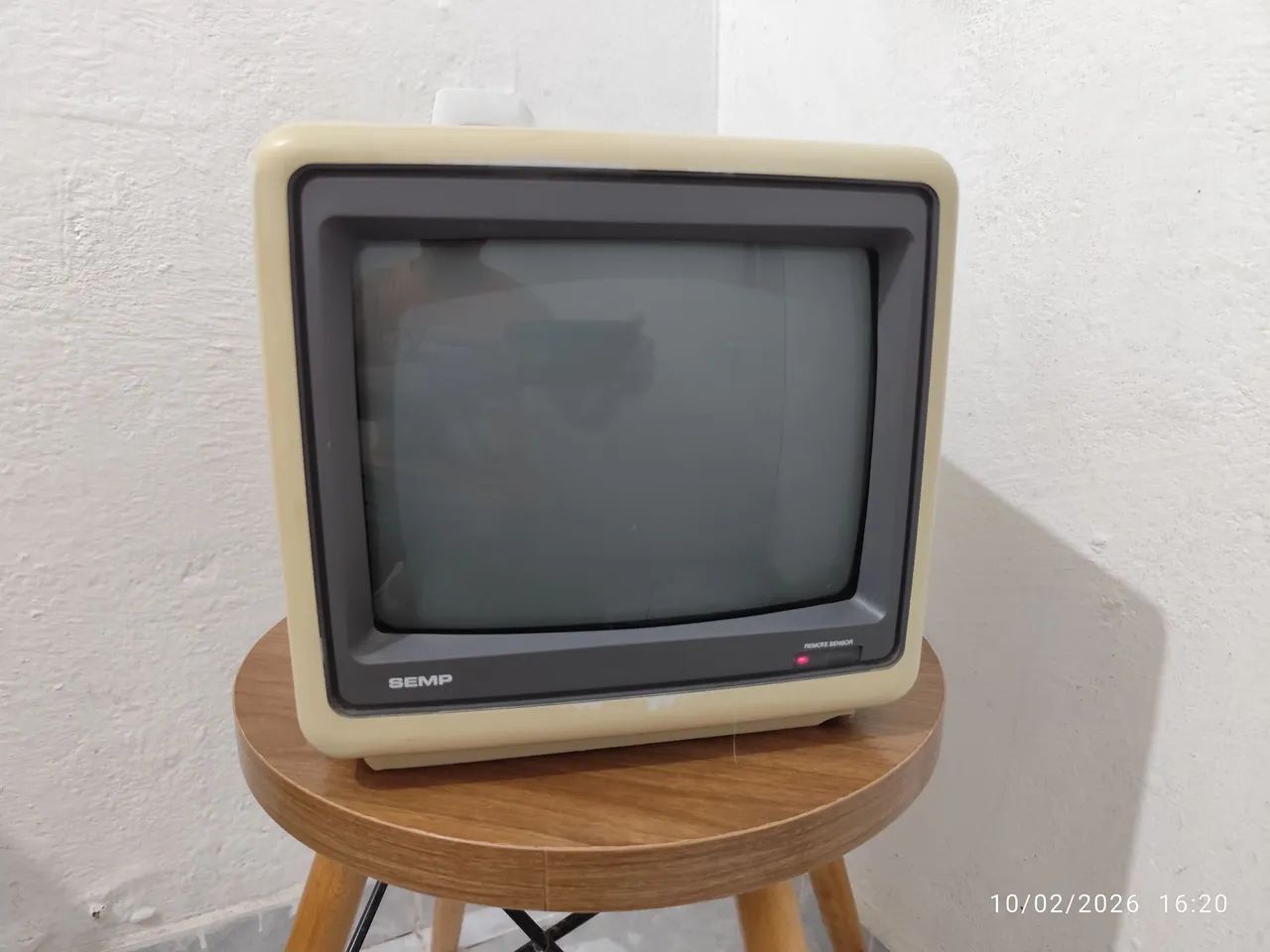 Tv Semp Toshiba 10 polegadas 1022 av