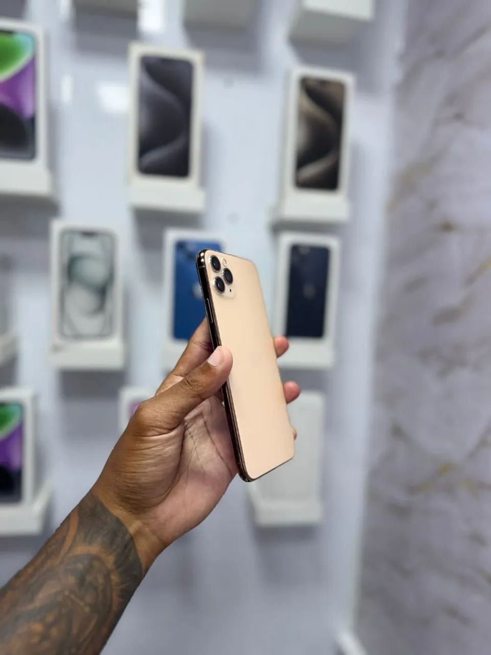 iPhone11 Pro Max 64GB ゴールド　美品 iPhone 11 Pro Max 64 GB dourado - Excelente (Recondicionado