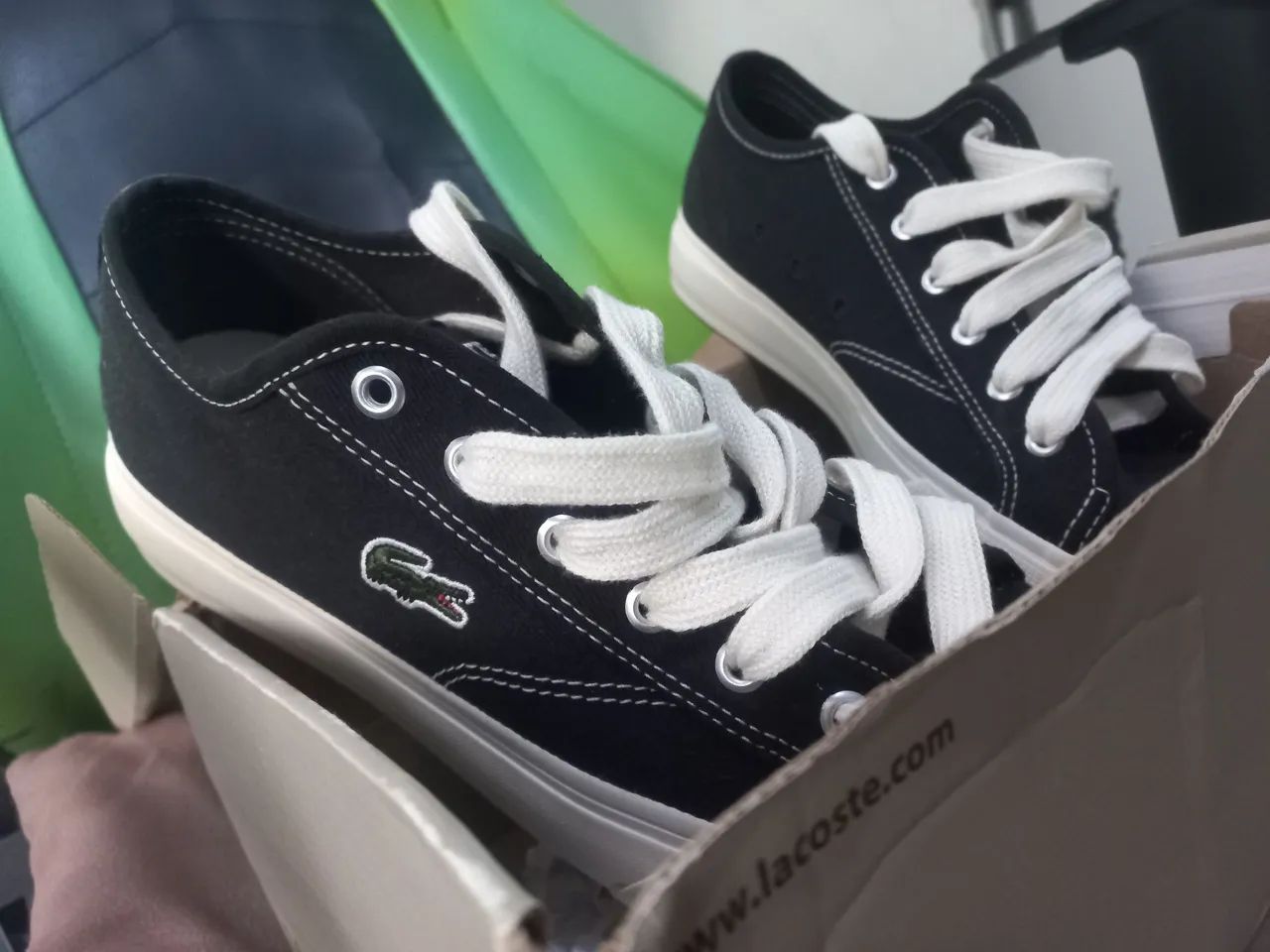 Tênis Lacoste original 39