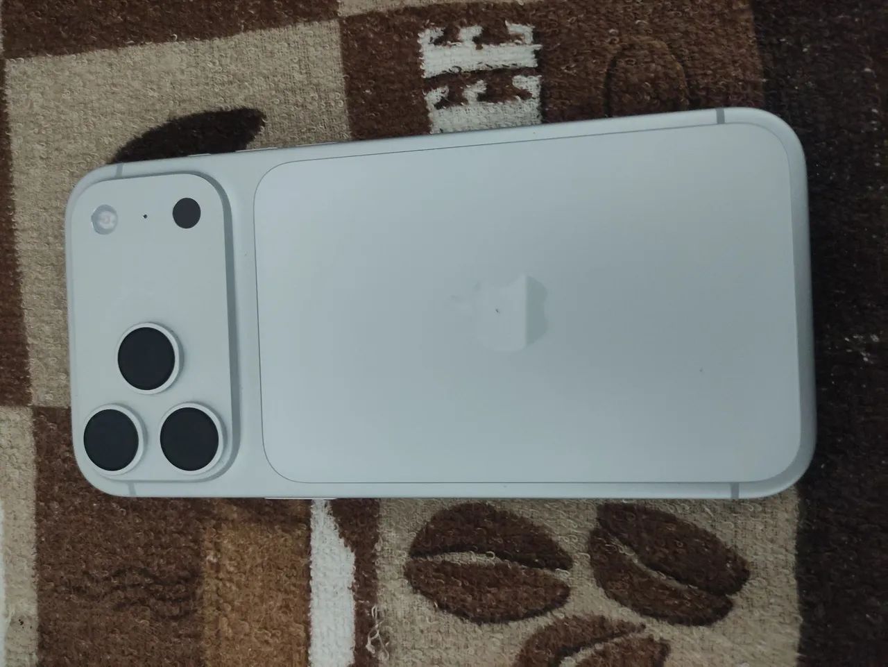 iPhone 17 pro Max  - Foto 2