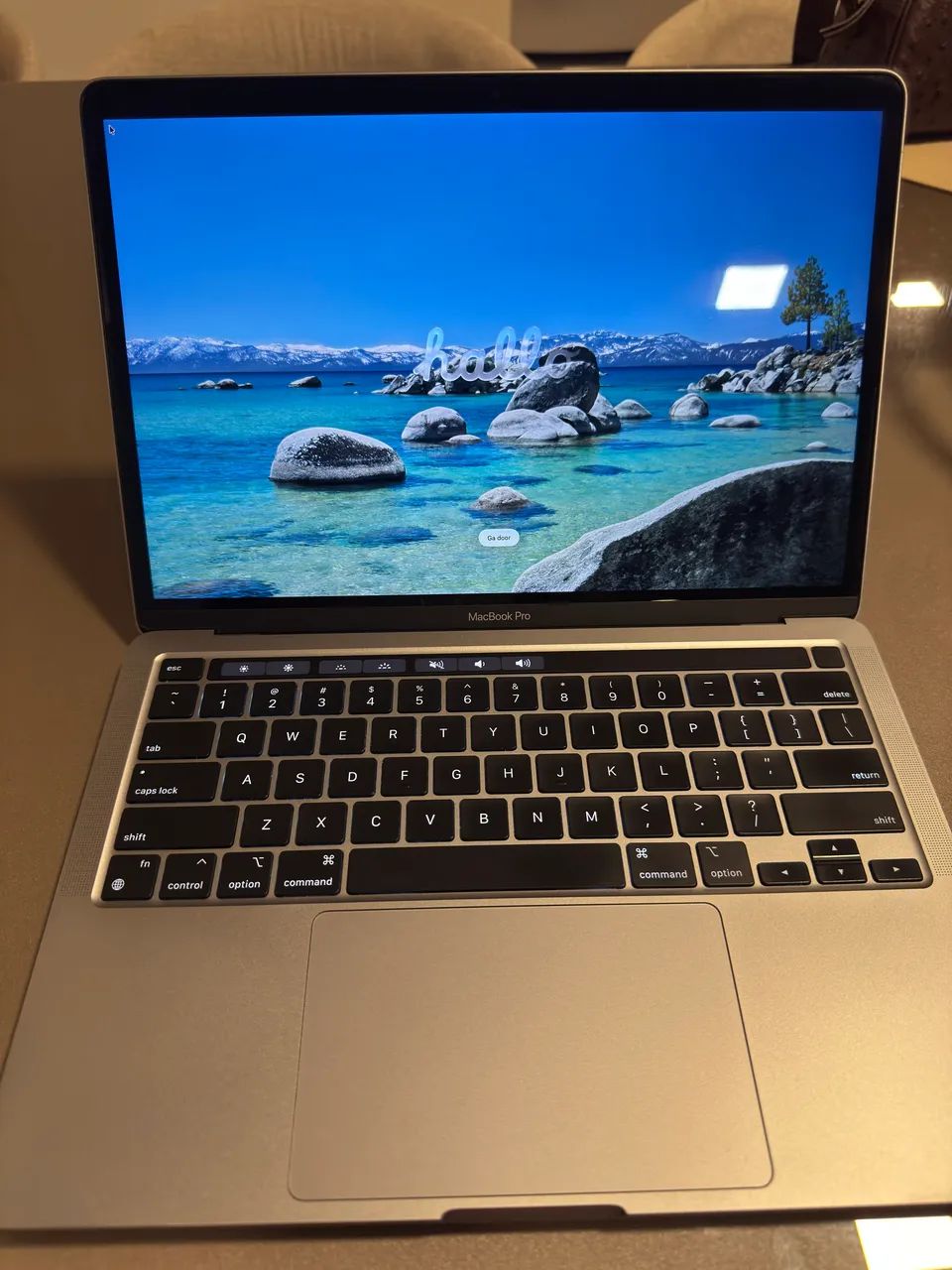 MACBOOK PRO M2
