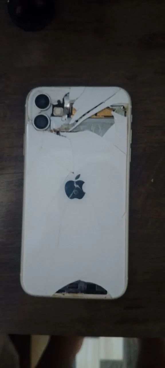Vendo iPhone 11  - Foto 2
