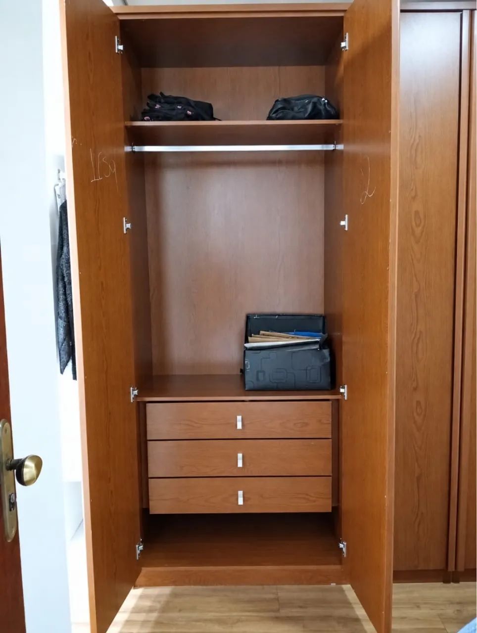 Guarda roupa novíssimo á venda - Foto 2