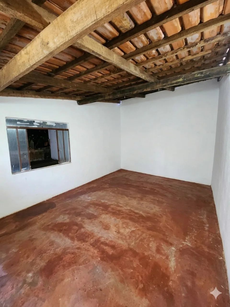 GALPÃO PARA FINS COMERCIAIS