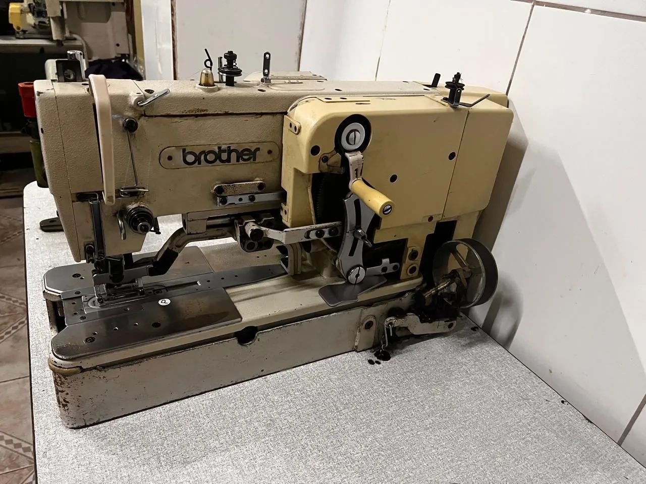 Caseadeira botoneira 