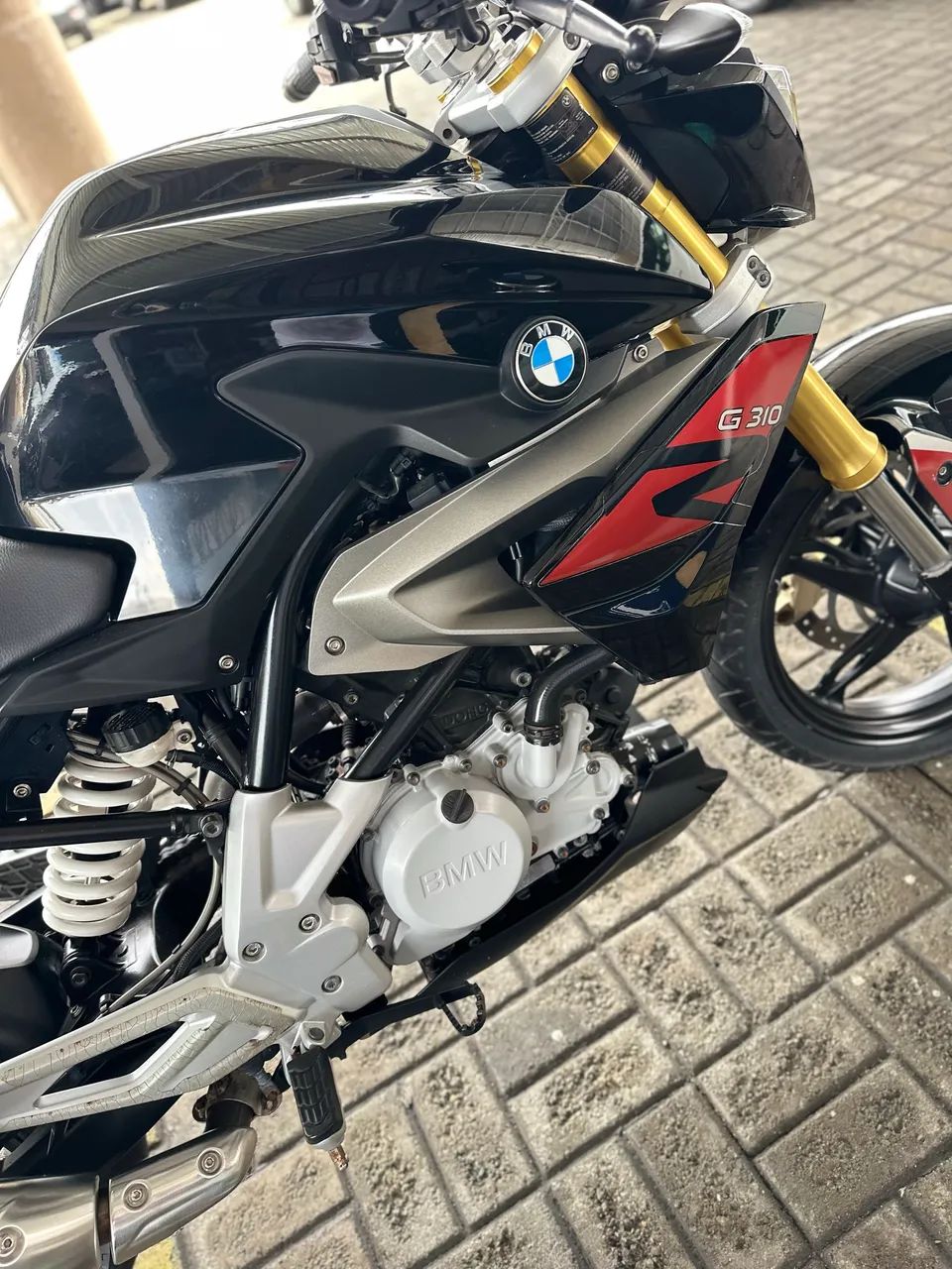 BMW 310 R com apenas 40 mil rodados  - Foto 3