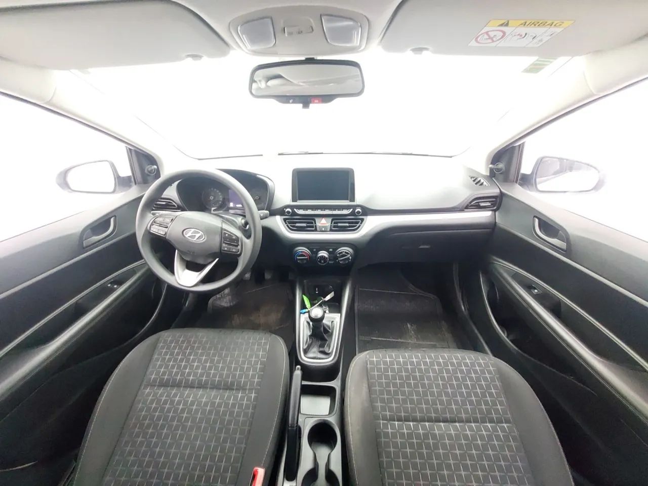 Hyundai HB20 Comfort 1.0 Flex 12V Mec., foto 15 de 18