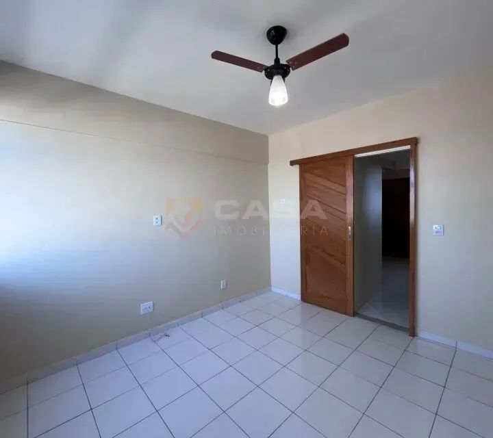 Alugo quarto e sala na Av. Abido Saad em Jacaraípe - Foto 3