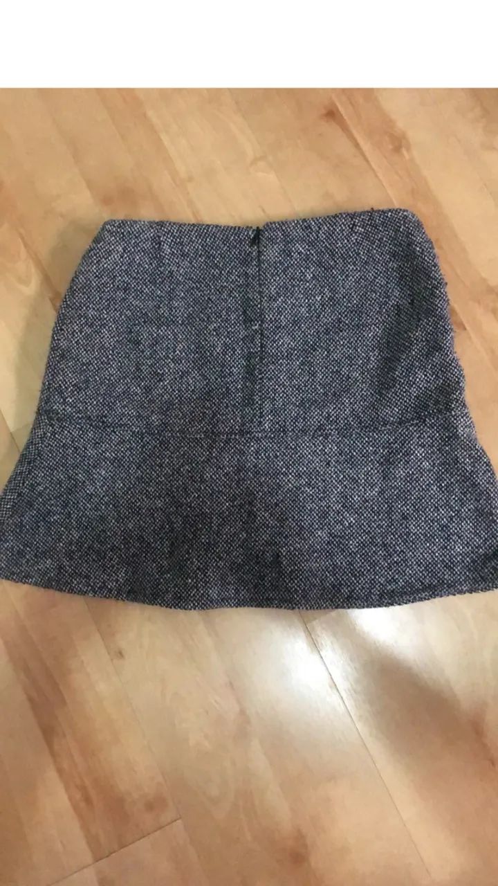 MIni saia de lã tam 38 - Foto 4
